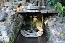 10 Molino hidr&aacute;ulico de piedra - Imagen, Dreamstime