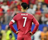 Portugal vs Espa&ntilde;a - Reuters