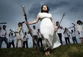 Eliza Carthy y the Wayward band, Big Machine, imagen promocional