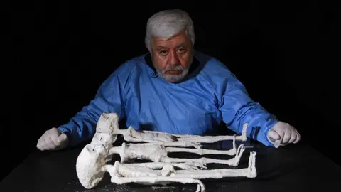 Oscar Luviano - El Bosque de Jaime Maussan
