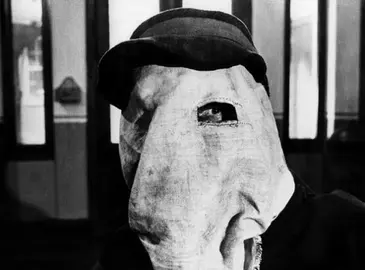 El hombre elefante, fotograma de la película