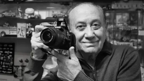 El fotógrafo Enrique Metinides
