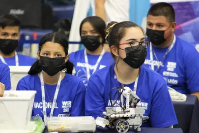 Realizan en Le&oacute;n torneo nacional de rob&oacute;tica educativa