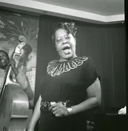 Reinas del R&B - -Bertha 'Chippie' Hill