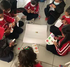 escuela ni&ntilde;os