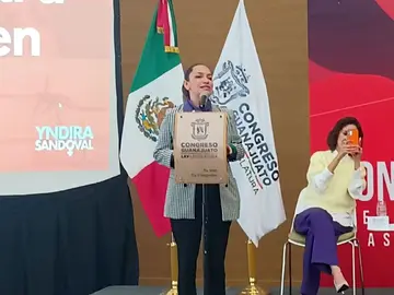 La activista &Yacute;ndira Sandoval propone crear el &ldquo;3 de 3&rdquo; contra la violencia patriarcal -- Foto, Velio Ortega