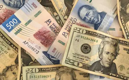 economia dinero peso dolar