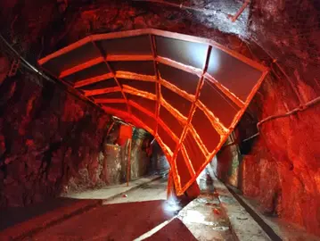 Cae estructura met&aacute;lica en t&uacute;nel Los &Aacute;ngeles de Guanajuato Capital - Foto, Velio Ortega