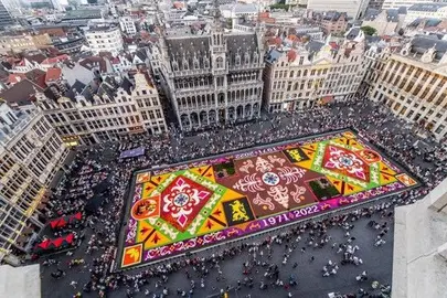 Recibe Uriangato galard&oacute;n M&eacute;xico Desconocido por alfombra de flores realizada en B&eacute;lgica