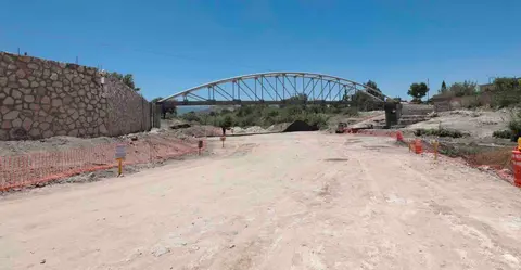 Recibe Comonfort nuevos caminos rurales
