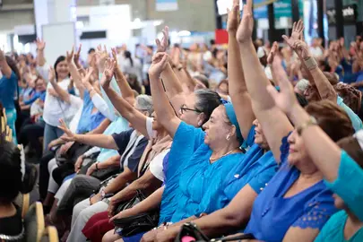 Arranca en Poliforum Le&oacute;n festival del adulto mayor