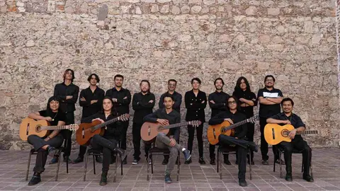 Orquesta_Guitarras_EML