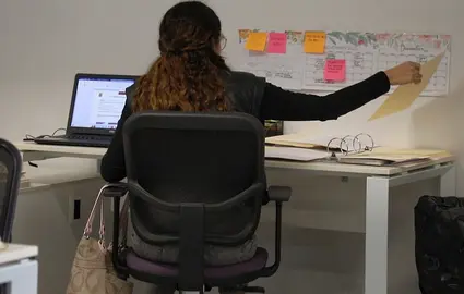Investigadora UG expone afectaciones originadas por la vida 'God&iacute;n'