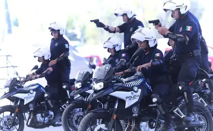 policia poli