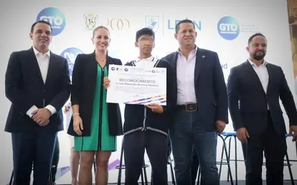 Destaca Diego Sinhue labor de Jorge Jim&eacute;nez Lona como alcalde interino de Le&oacute;n