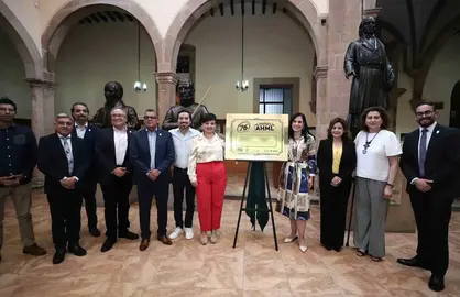 Le&oacute;n