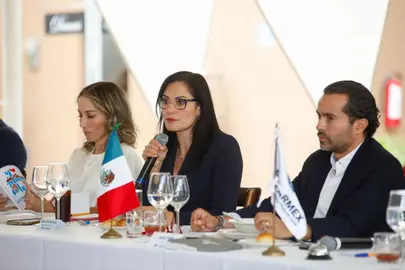 Ale Guti&eacute;rrez presenta 67 compromisos que integr&aacute; en el siguiente programa de gobierno