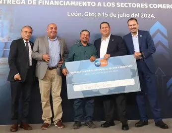Fondos Guanajuato entrega financiamientos a comerciantes