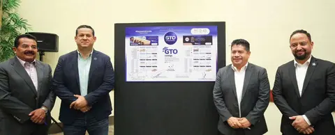 Diego Sinhue encabeza la firma del calendario escolar 2024-2025 