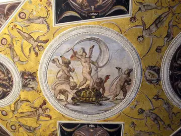 Annesso_alla_sala_di_ercole,_soffitto_di_vasari_e_marco_da_faenza,_festina_lente