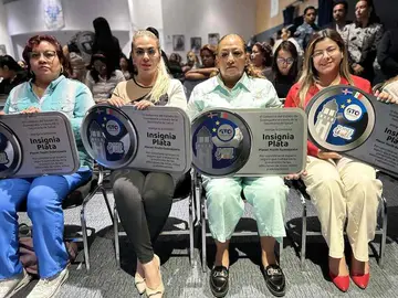 Salud Guanajuato entrega insignias Planet Youth a 185 instituciones en Le&oacute;n