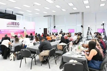 IEEG capacita a mujeres electas