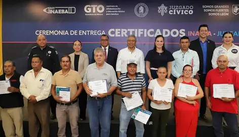 Ale Guti&eacute;rrez e INAEBA entregan 110 certificados a infractores viales que 'pagaron' acreditando estudios 