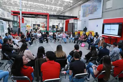 Educaci&oacute;n y empleo digno, ejes centrales de Juventudes