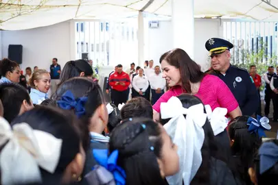 Ale Guti&eacute;rrez anuncia becas educativas de Le&oacute;n para diversos niveles escolares