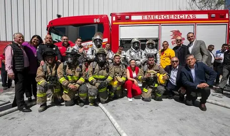 Ale Guti&eacute;rrez encabeza entrega de la estaci&oacute;n de Bomberos 5 en Le&oacute;n