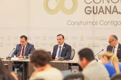 Acompa&ntilde;an al titular de Gobierno los de Seguridad y Paz y Comisi&oacute;n de Atenci&oacute;n a V&iacute;ctimas