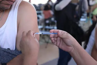 IMSS Guanajuato vacuna derechohabientes y a poblaci&oacute;n abierta