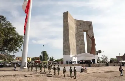Conmemoran 272 Aniversario del Natalicio de Miguel Hidalgo y Costilla en el municipio de P&eacute;njamo