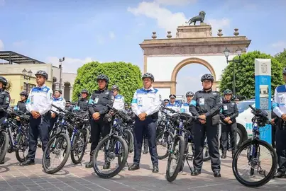 Le&oacute;n pone en servicio la polic&iacute;a tur&iacute;stica