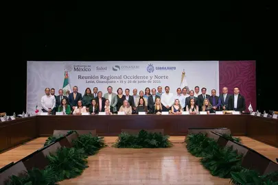 Entregan reconocimientos al Desarrollo de la Gesti&oacute;n P&uacute;blica Estatal y Municipal