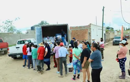 Multiplica DIF Estatal apoyo a familias en Ocampo