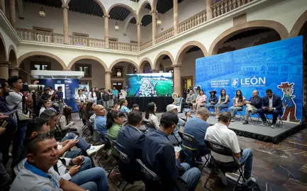 Le&oacute;n presenta programa de actividades en el Mes de las Juventudes