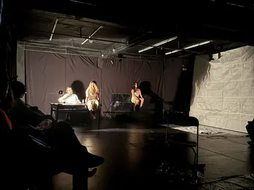 Quinto Elemento Colectivo presenta Troya, un montaje teatral &iacute;ntimo y fragmentado