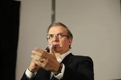 Marcelo Ebrard anunci&oacute; en SAPICA decreto para sacar al calzado del programa IMMEX