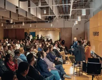 37% de profesionales en M&eacute;xico ya usa IA en su trabajo