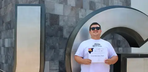 H&eacute;ctor Andr&eacute;s G&oacute;mez participa en Congreso de la Juventud Cient&iacute;fica de Guanajuato 