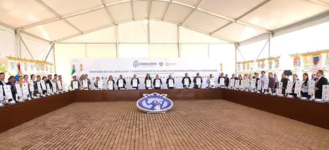 Libia Dennise encabeza convenio para conexiones de vigilancia estado-municipios