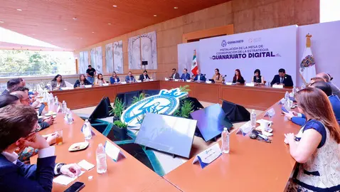 Libia Dennise encabeza mesa de coordinaci&oacute;n para la estrategia Guanajuato Digital