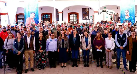 Migrantes guanajuatenses reciben apoyos para un retorno asistido