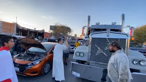 San Felipe renueva su fe en el patrono de los conductores con masiva bendici&oacute;n de veh&iacute;culos