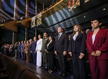 Autoridades estatales, federales y militares durante el informe de la Fiscal&iacute;a General del Estado, en el que se destacaron los resultados de la coordinaci&oacute;n en seguridad.