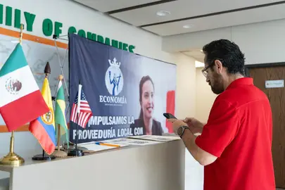 Un total de 44 empresas de la regi&oacute;n presentaron su oferta de servicios y suministros para fortalecer la proveedur&iacute;a estatal y la creaci&oacute;n de nuevas oportunidades comerciales.