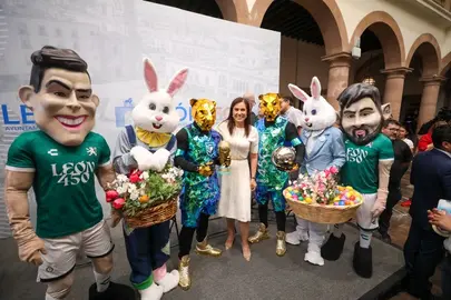 El gobierno municipal present&oacute; el programa "Vive Le&oacute;n 450".
