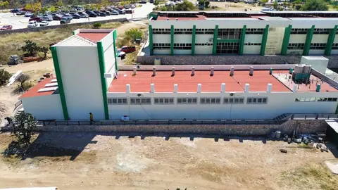 La segunda etapa del laboratorio de vitivinicultura en la UTSMA incluy&oacute; la construcci&oacute;n de un m&oacute;dulo especializado, cava de vinos y &aacute;reas de fermentaci&oacute;n.