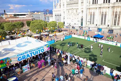 Diversas atracciones gratuitas fueron instaladas en el interior de las plazas p&uacute;blicas para fomentar la convivencia familiar durante este periodo vacacional.